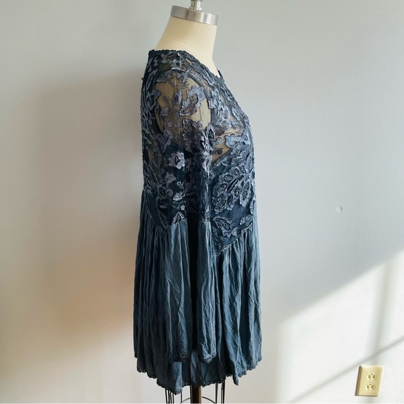 POL Lace Floral Appliqué Boho Hippie Bell Sleeve Top-Blue- Size Small - Picture 2 of 8